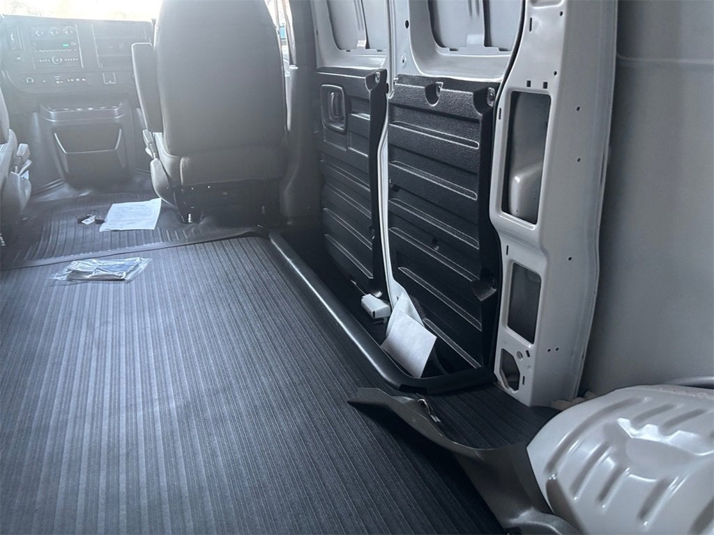 2025 Chevrolet Express Cargo 2500 WT