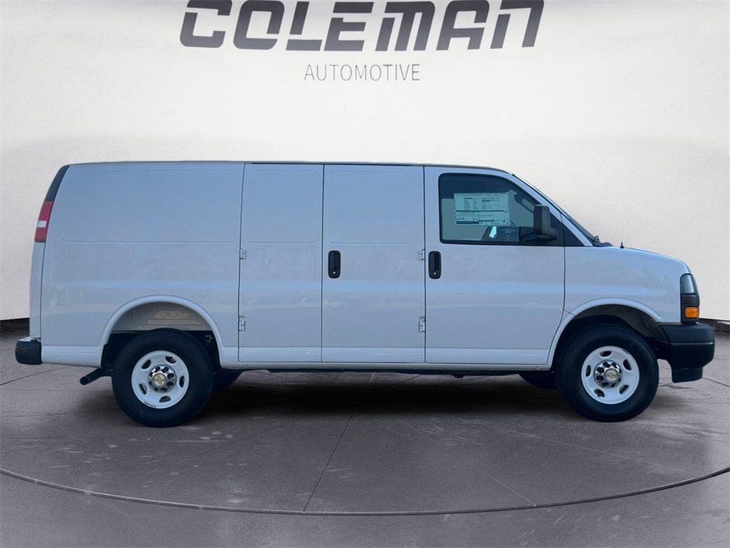 2025 Chevrolet Express Cargo 2500 WT