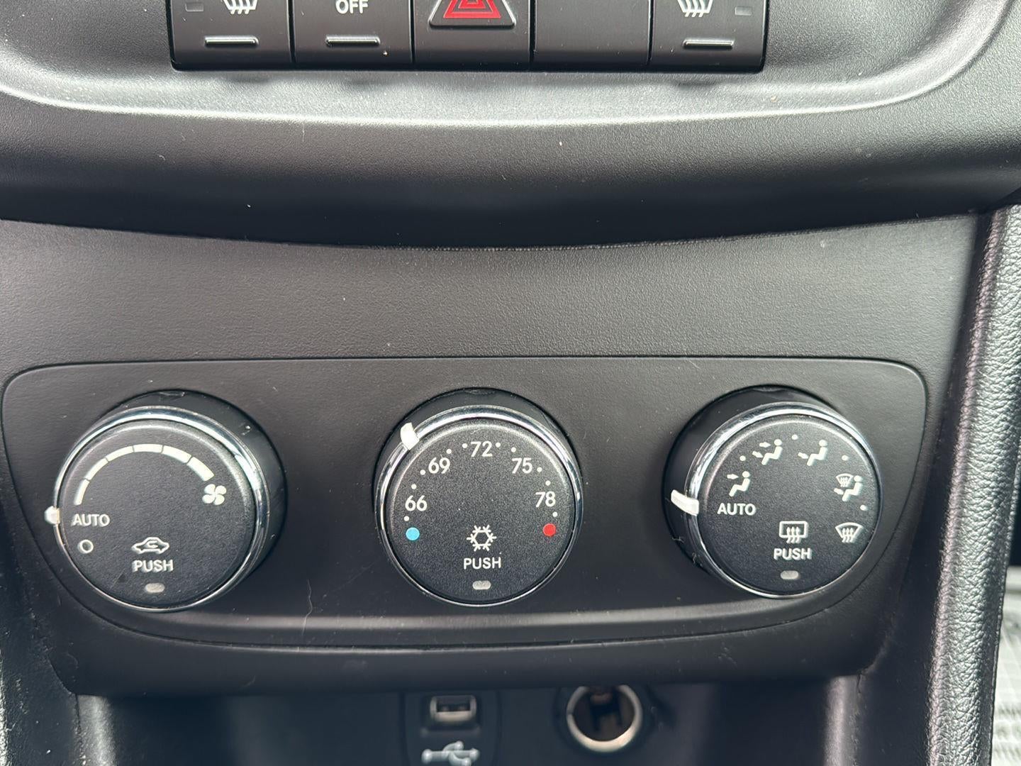 2014 Dodge Avenger SXT