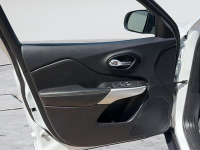 2022 Jeep Cherokee X 4x4