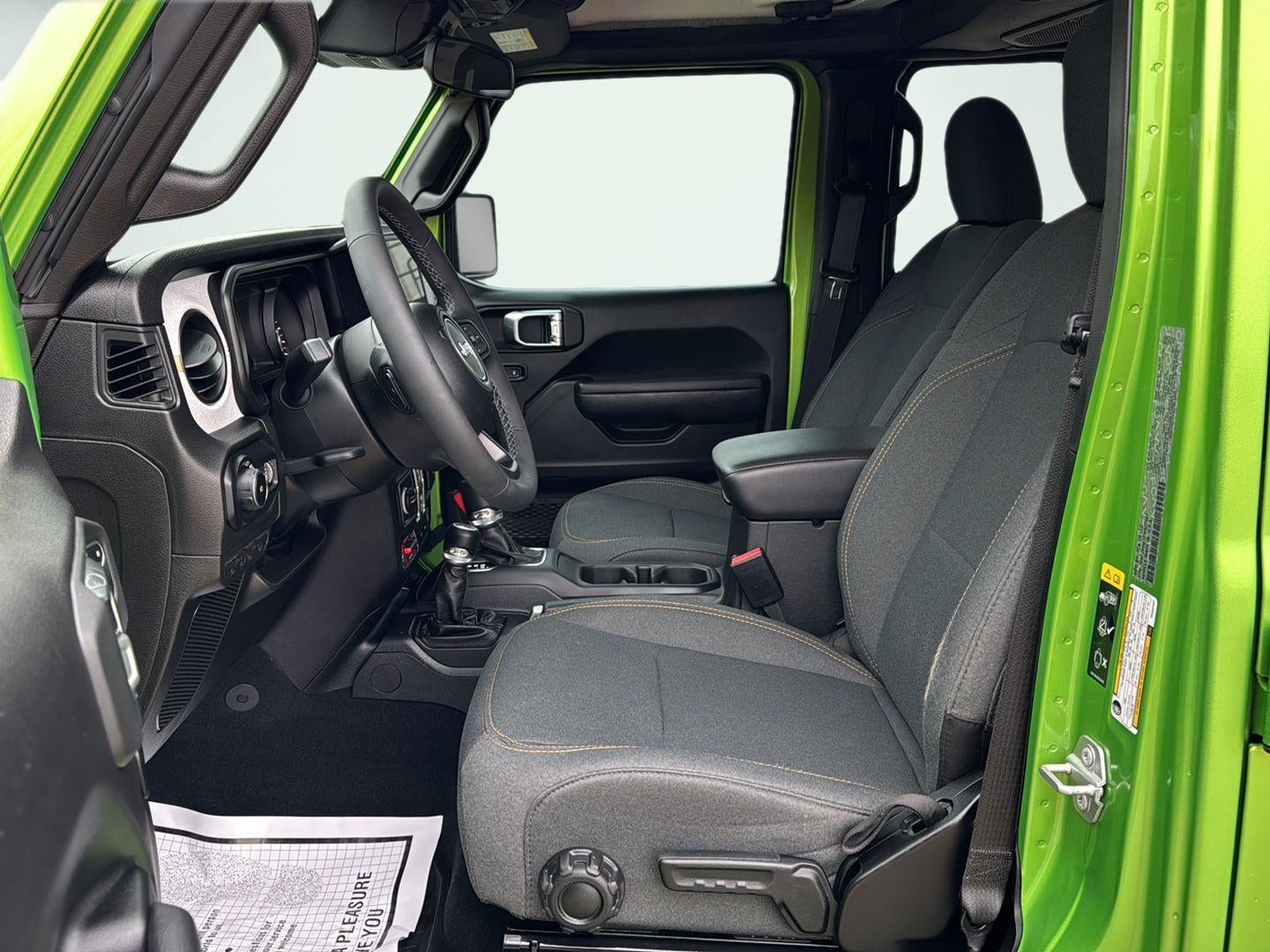 2025 Jeep Wrangler 4-Door Willys 4x4