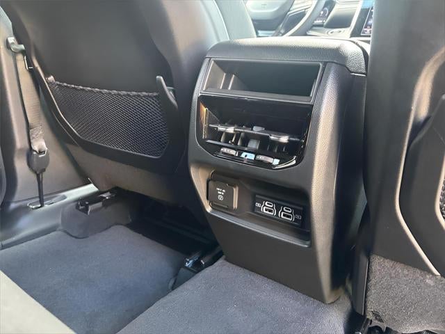 2025 Jeep Grand Cherokee Laredo 4x4