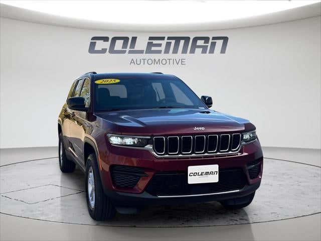 2025 Jeep Grand Cherokee Laredo 4x4