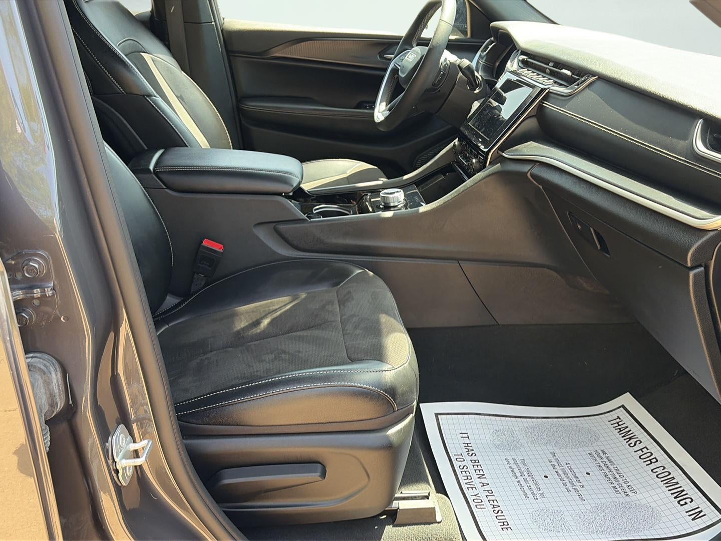 2023 Jeep Grand Cherokee L Altitude 4x4