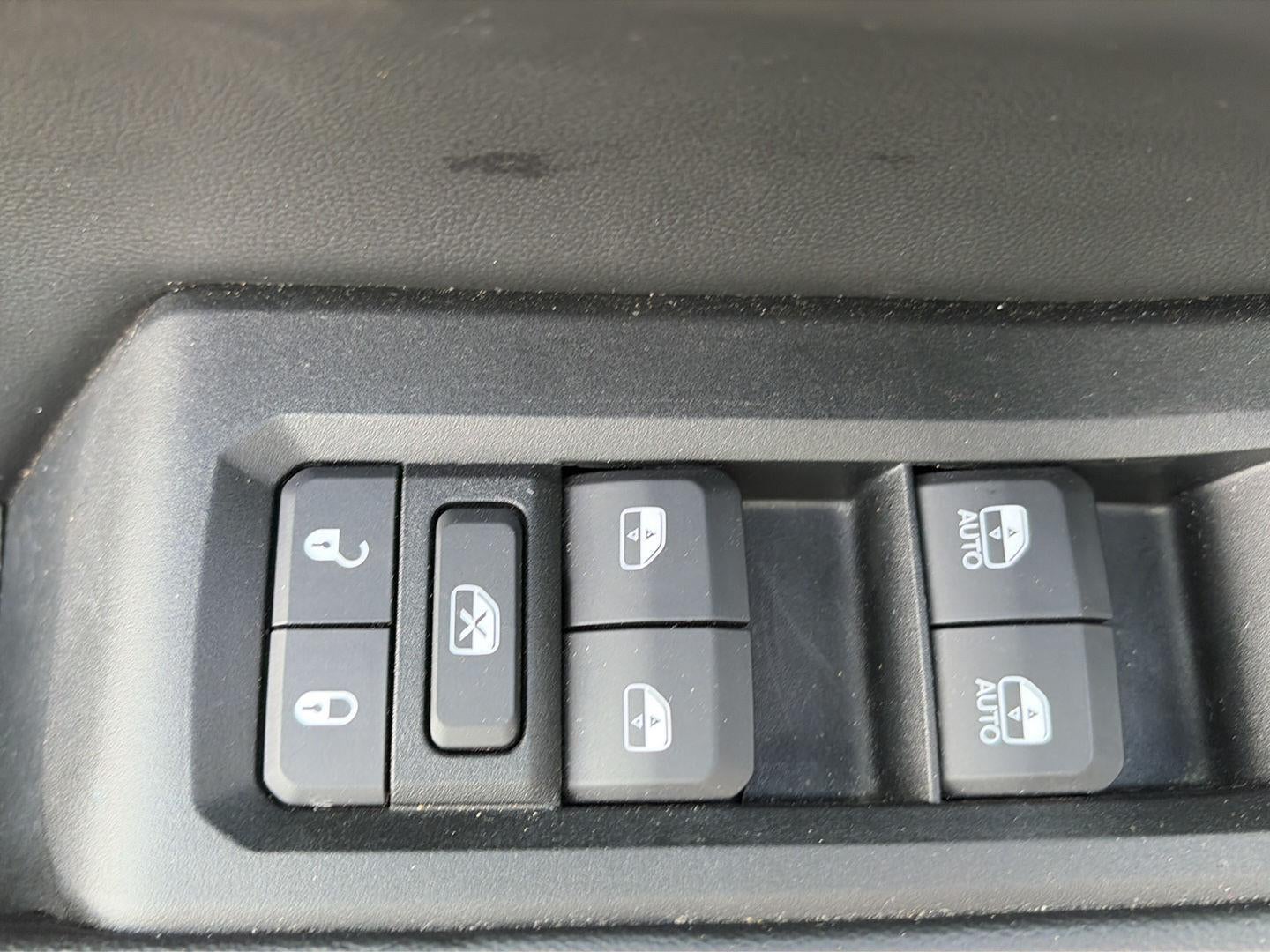 2023 Jeep Grand Cherokee L Laredo 4x4