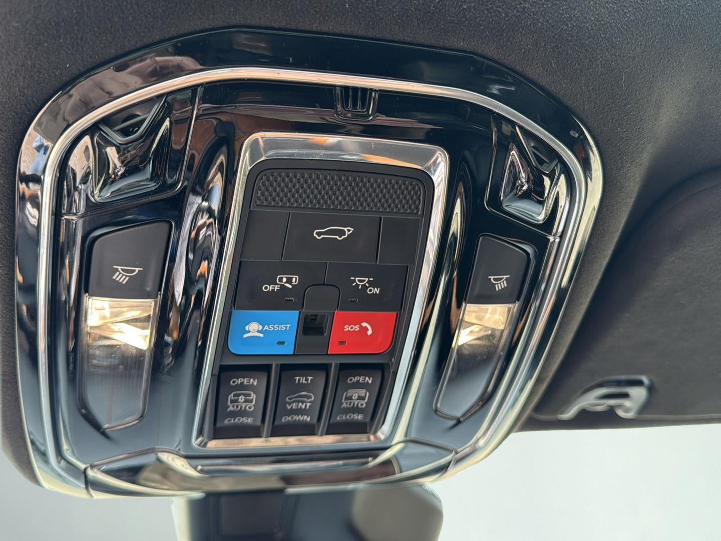 2024 Jeep Grand Wagoneer L Series III 4x4