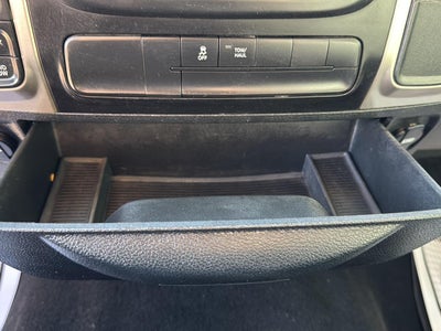 2018 RAM 1500 SLT