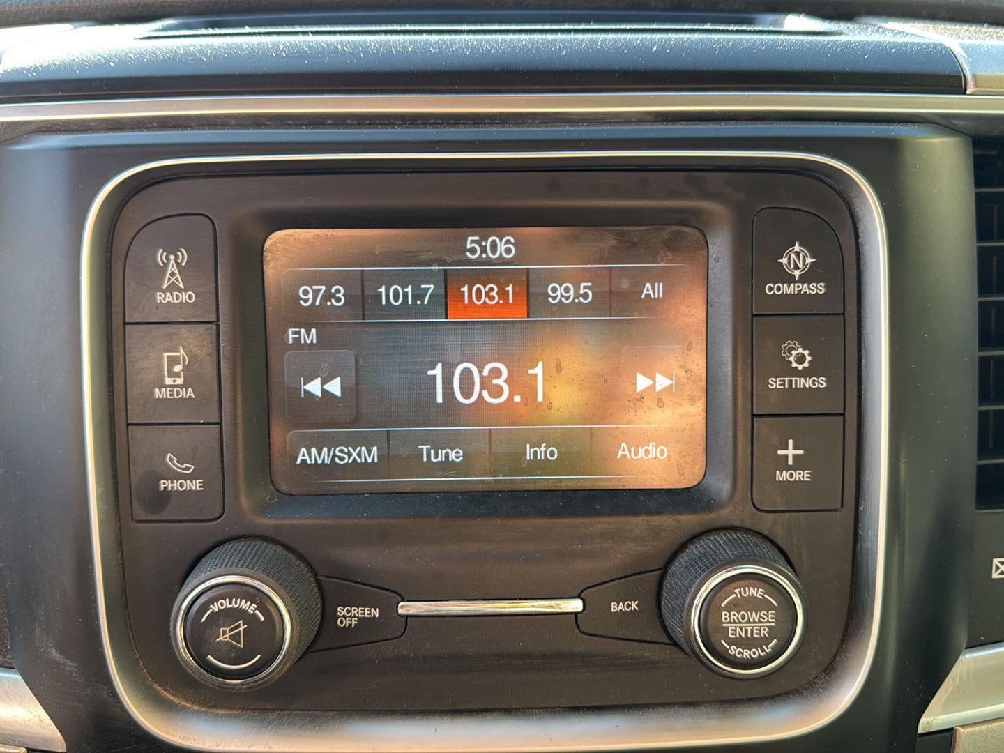 2018 RAM 1500 SLT
