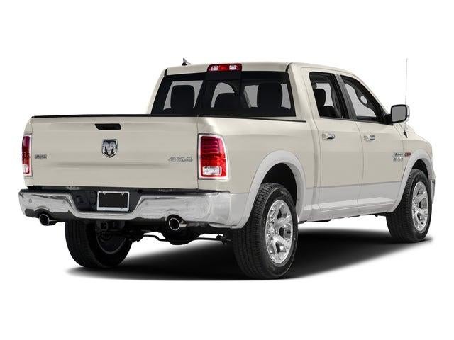 2017 RAM 1500 Laramie Crew Cab 4x4 6'4' Box
