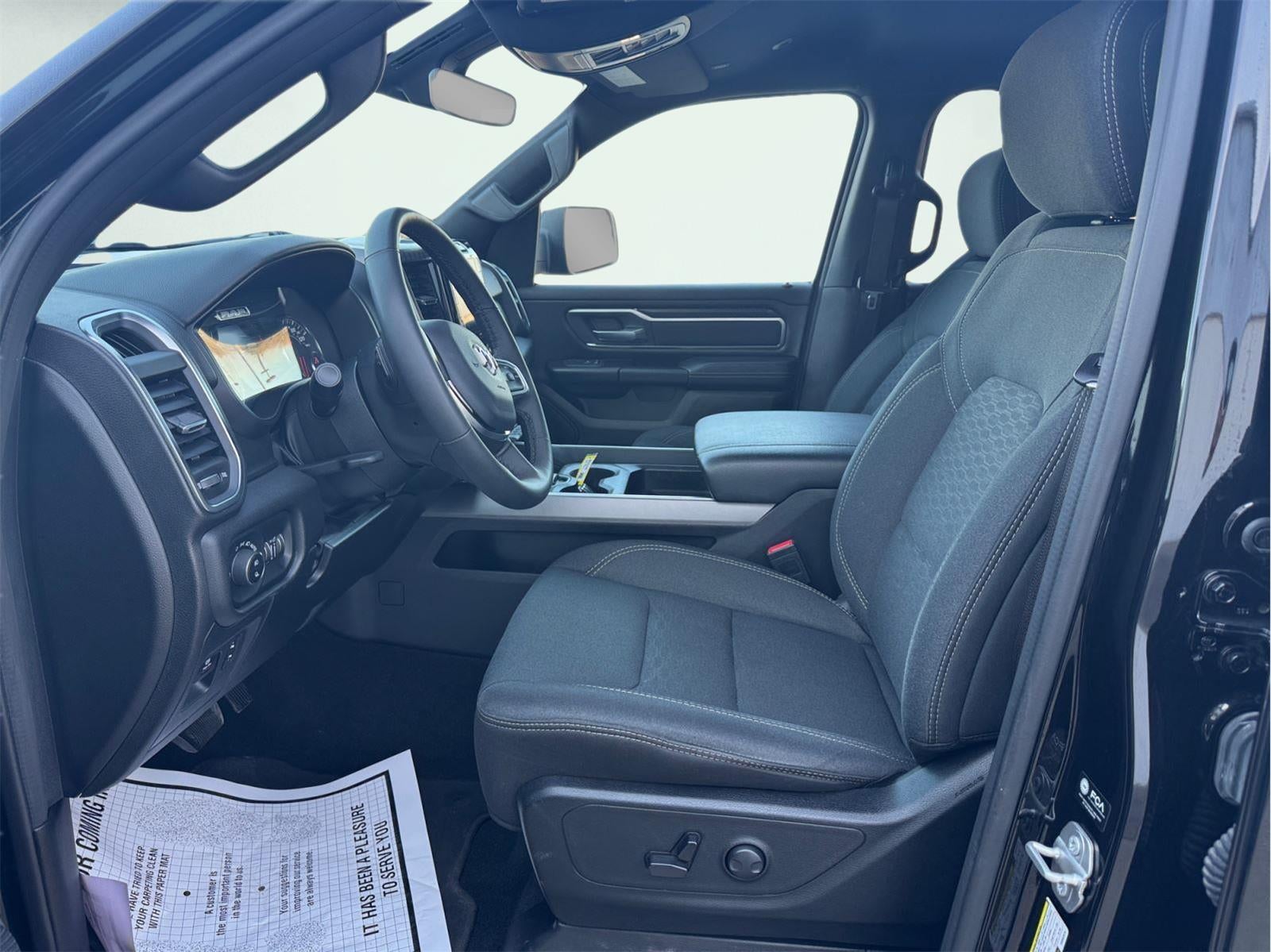 2025 RAM 1500 Big Horn Crew Cab 4x4 5'7' Box