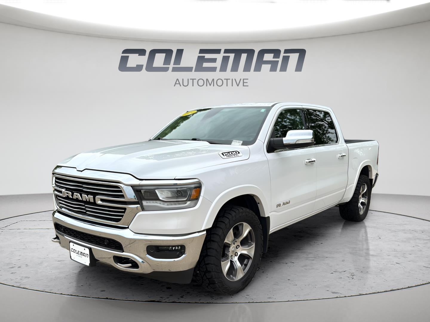 2019 RAM 1500 Laramie Crew Cab 4x4 5'7' Box
