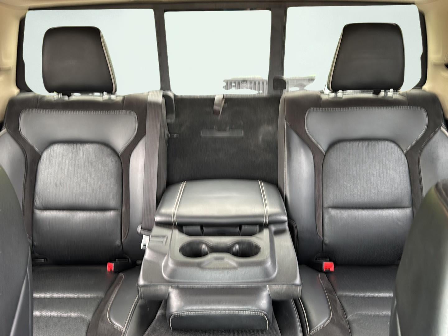 2019 RAM 1500 Laramie Crew Cab 4x4 5'7' Box