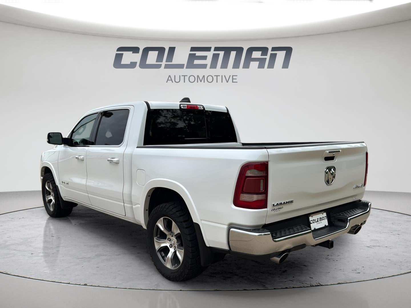 2019 RAM 1500 Laramie Crew Cab 4x4 5'7' Box
