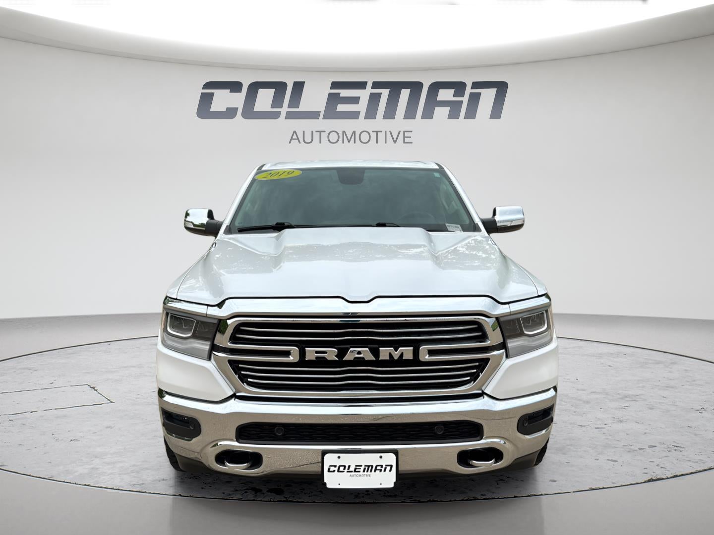 2019 RAM 1500 Laramie Crew Cab 4x4 5'7' Box