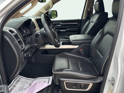 2019 RAM 1500 Laramie Crew Cab 4x4 5'7' Box