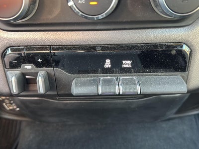 2023 RAM 1500 Big Horn Crew Cab 4x4 6'4' Box