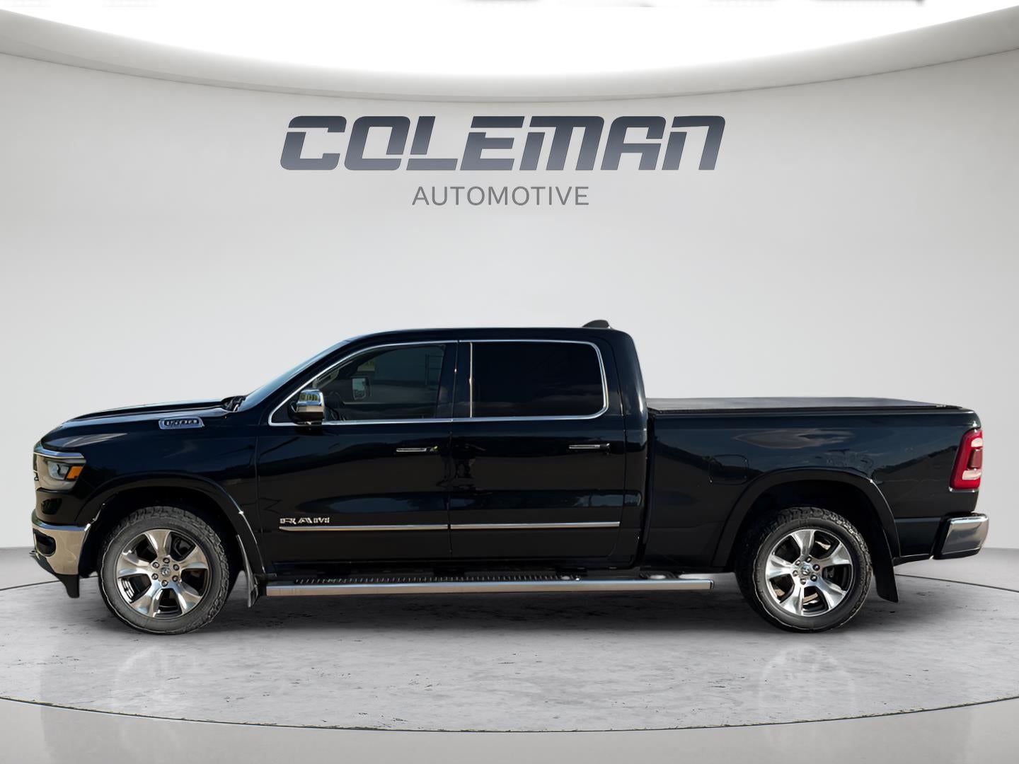 2021 RAM 1500 Laramie Crew Cab 4x4 6'4' Box