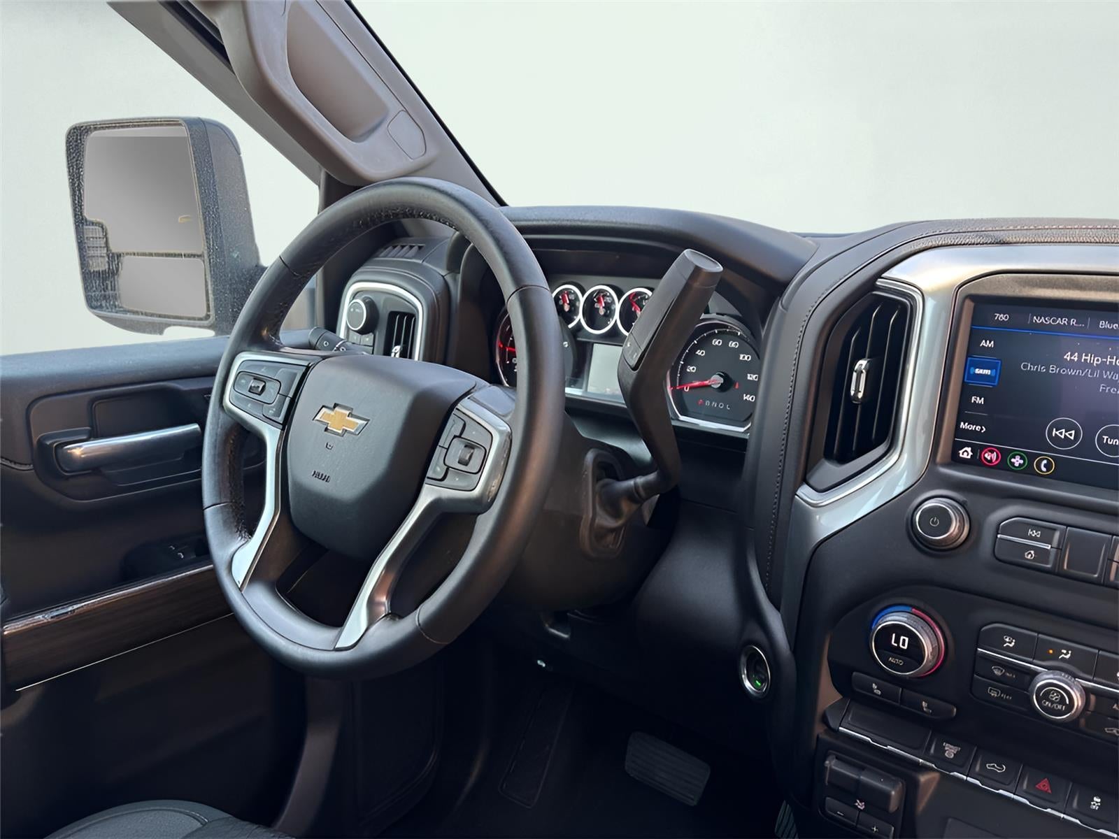 2022 Chevrolet Silverado 3500HD 4WD Crew Cab Standard Bed LT