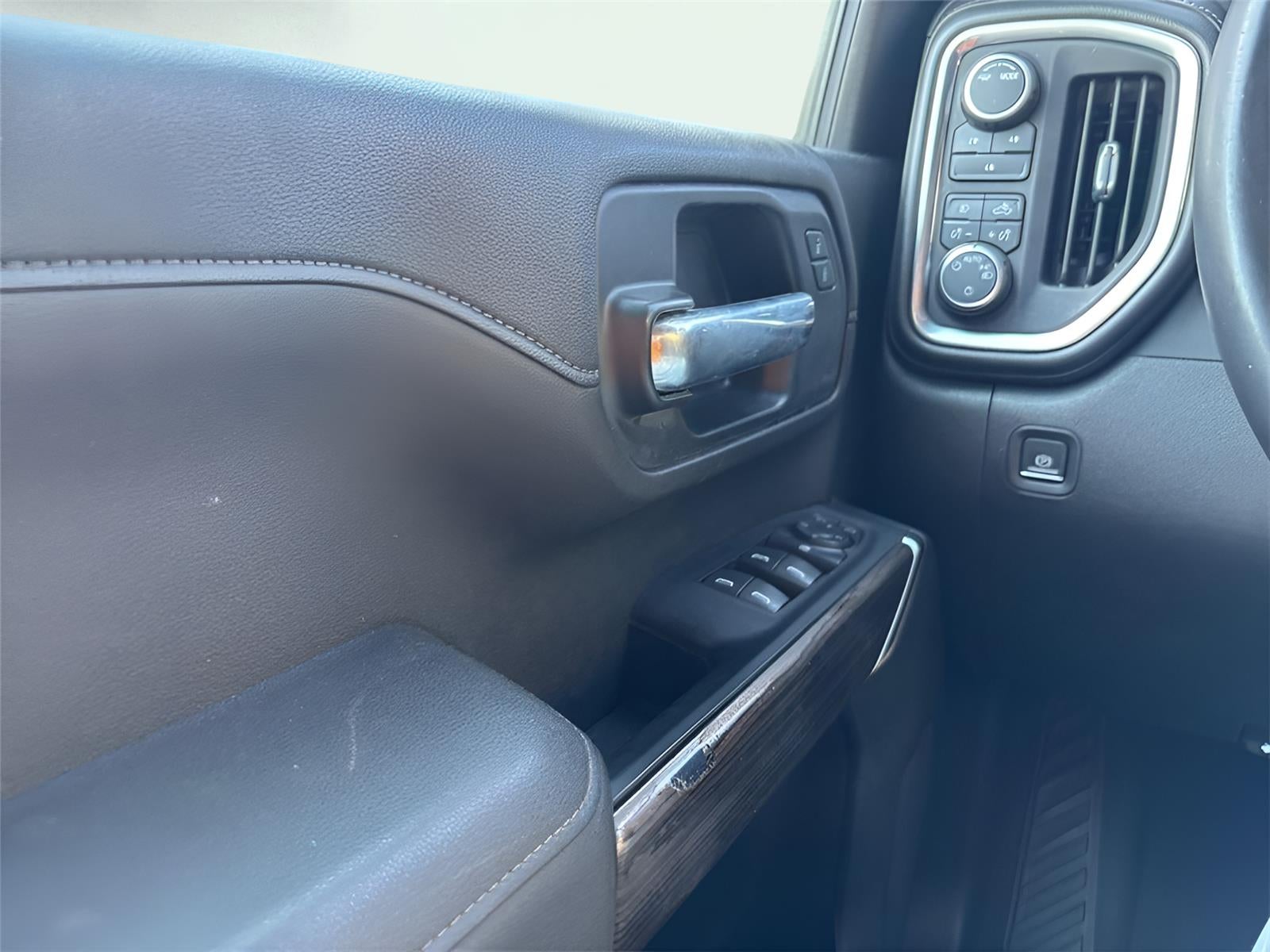 2022 Chevrolet Silverado 3500HD 4WD Crew Cab Standard Bed LT