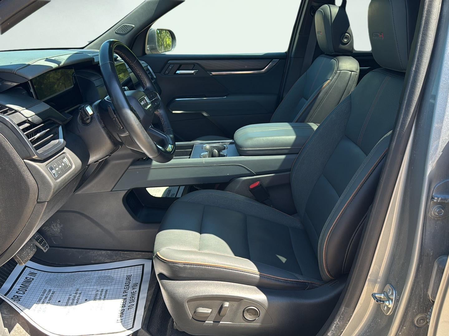 2024 GMC Acadia AWD AT4