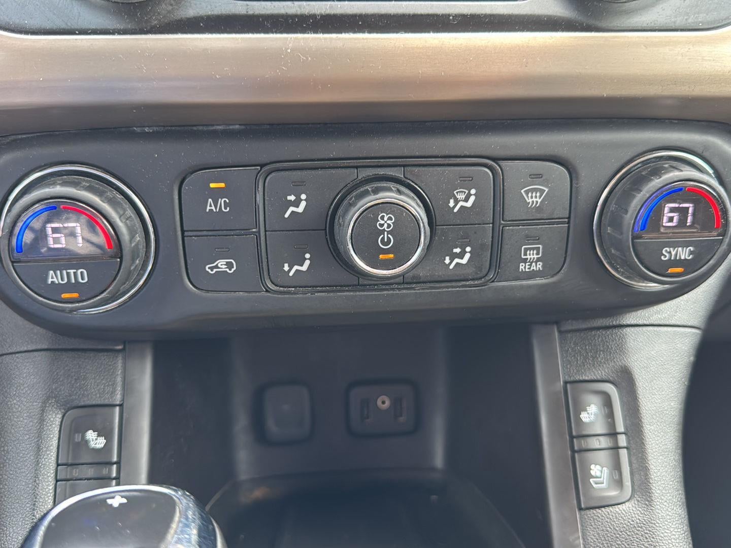 2017 GMC Acadia Denali