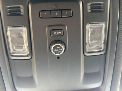 2024 GMC Yukon XL 4WD SLT
