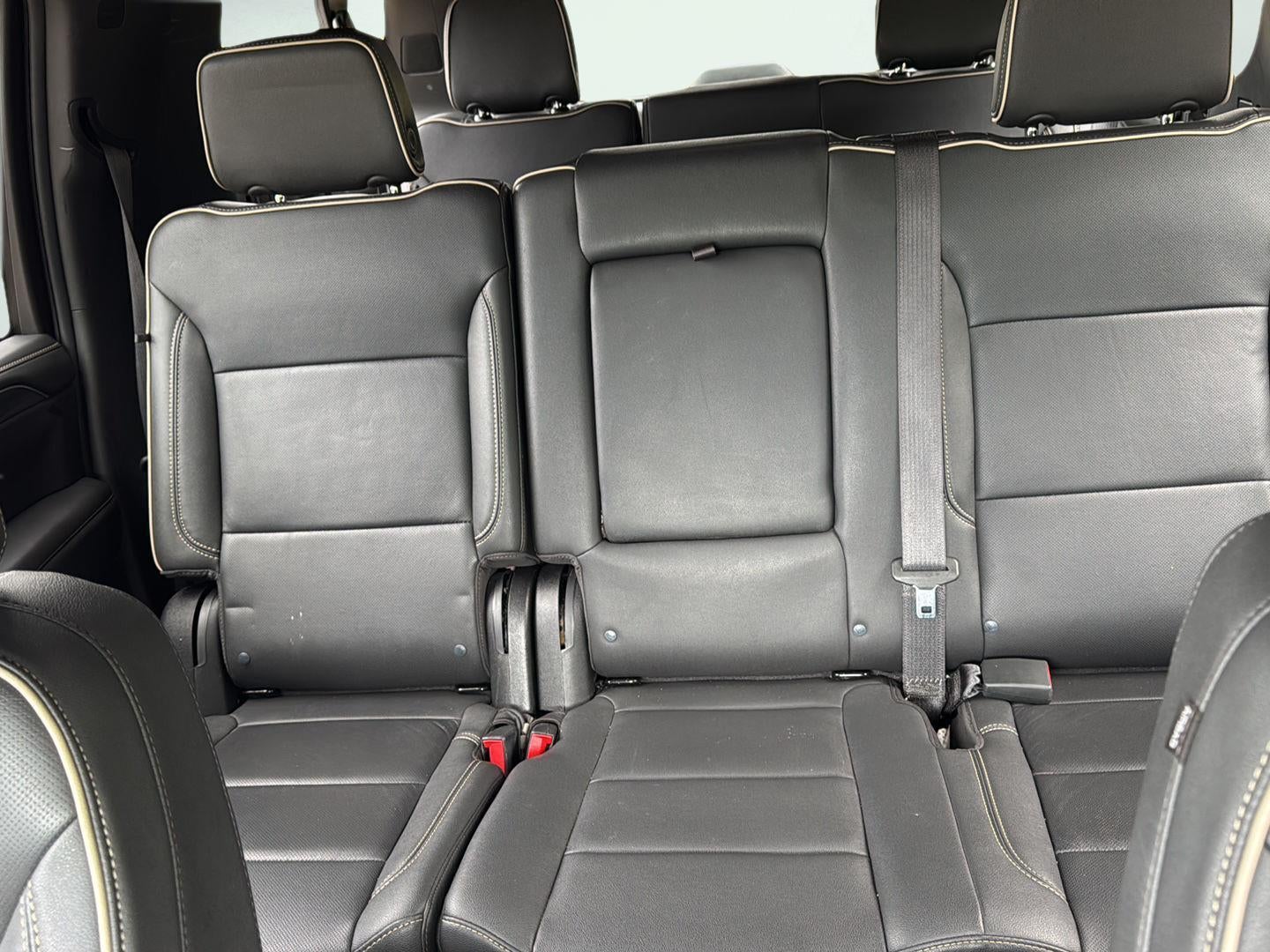 2024 GMC Yukon XL 4WD SLT