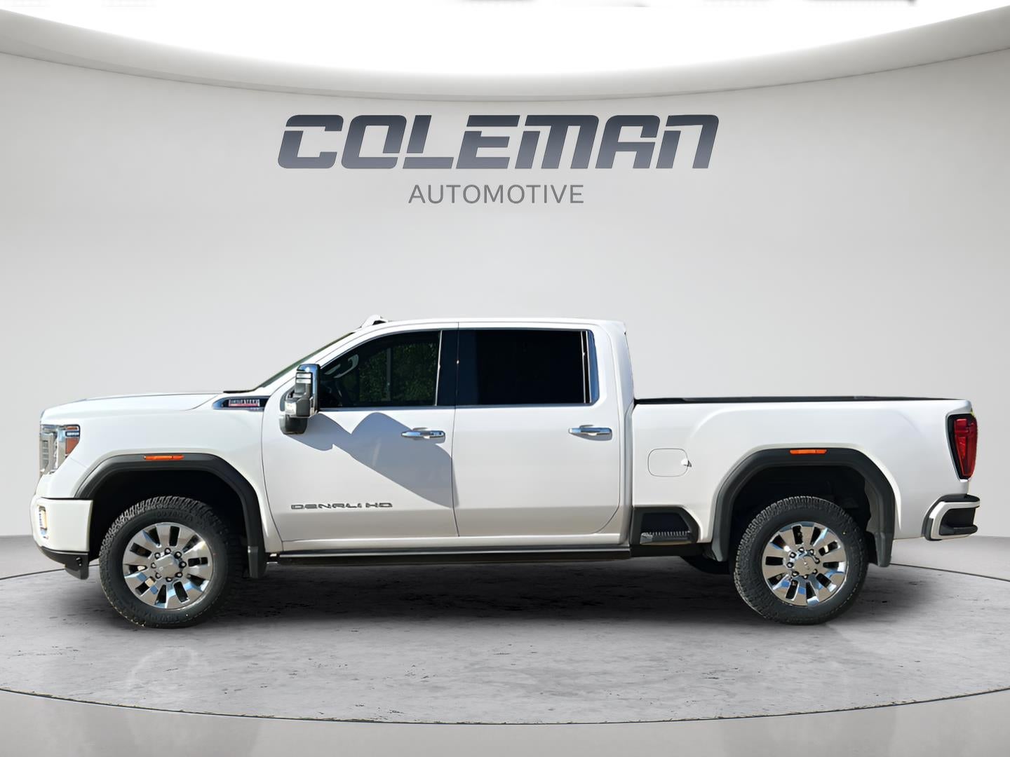 2022 GMC Sierra 2500HD 4WD Crew Cab Standard Bed Denali