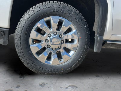 2022 GMC Sierra 2500HD 4WD Crew Cab Standard Bed Denali