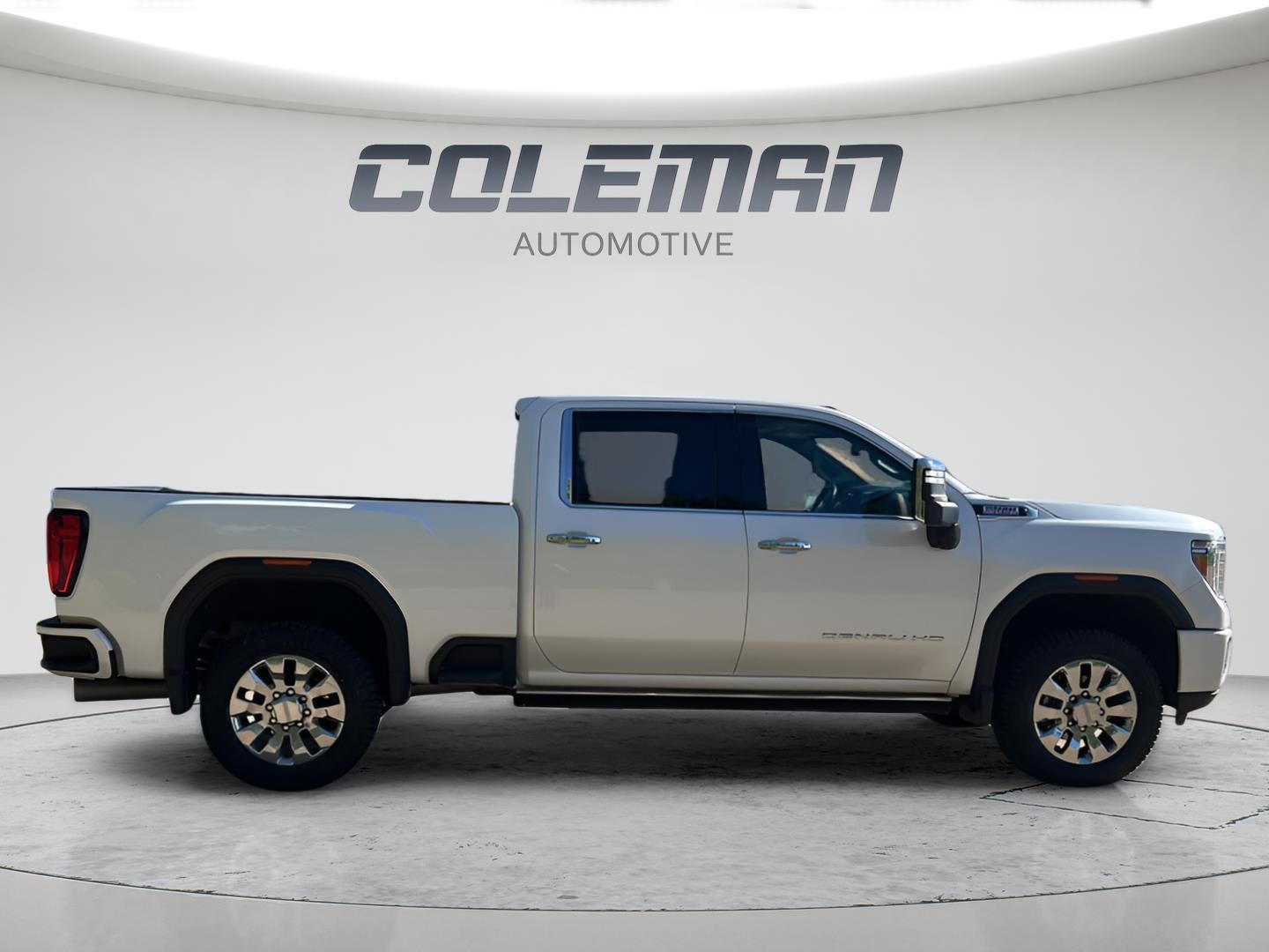 2022 GMC Sierra 2500HD 4WD Crew Cab Standard Bed Denali