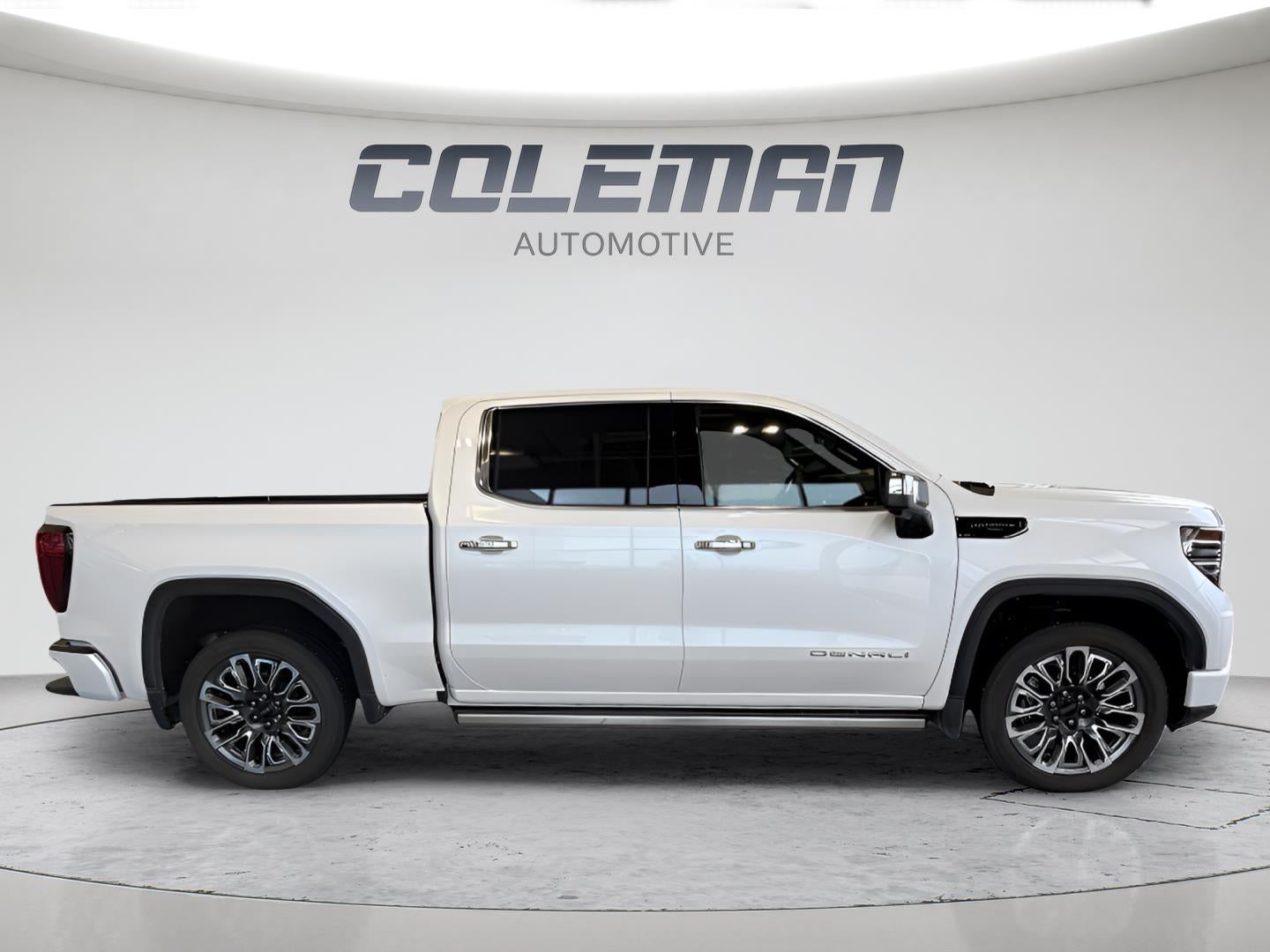 2023 GMC Sierra 1500 4WD Crew Cab Short Box Denali Ultimate