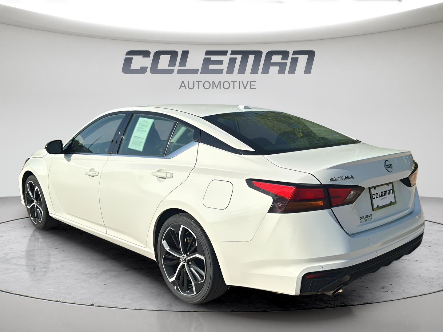 2024 Nissan Altima SR FWD