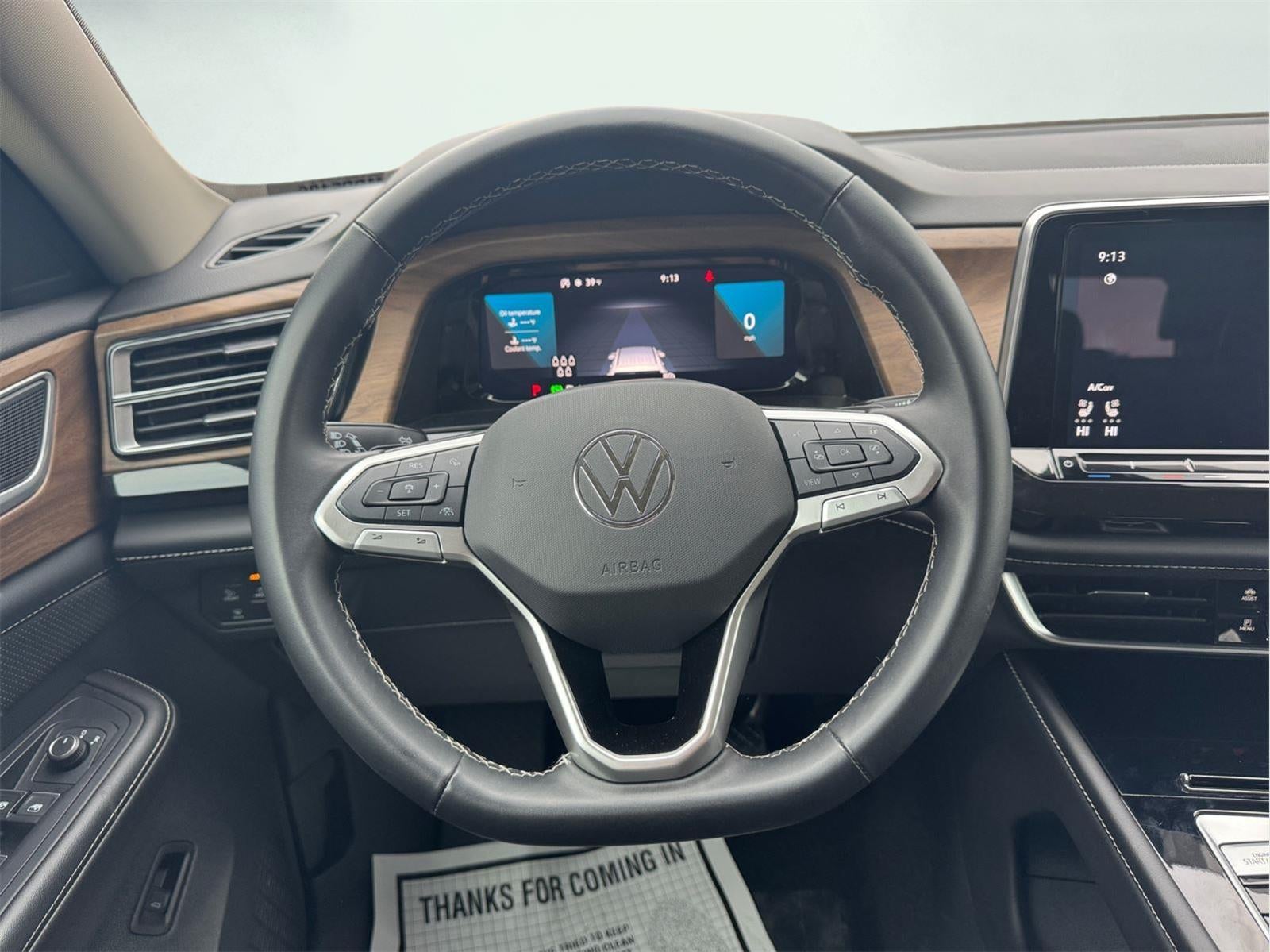 2025 Volkswagen Atlas 2.0T SE w/Technology