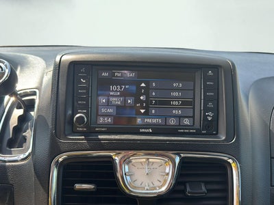 2014 Chrysler Town & Country Touring