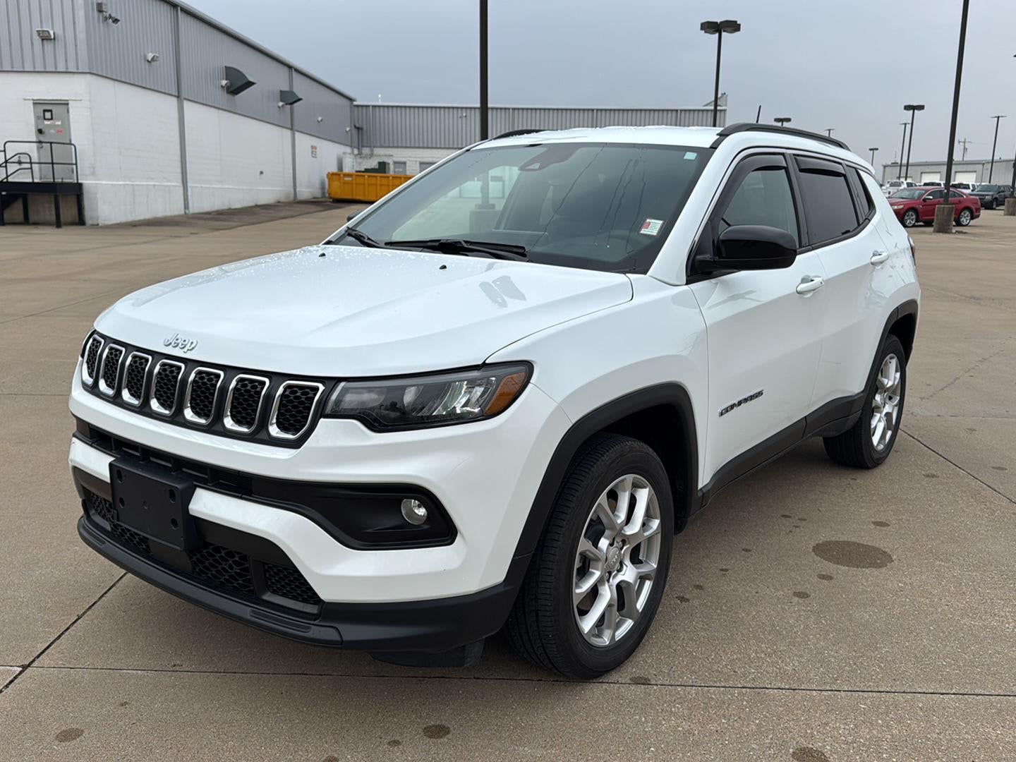 2024 Jeep Compass Latitude Lux FWD