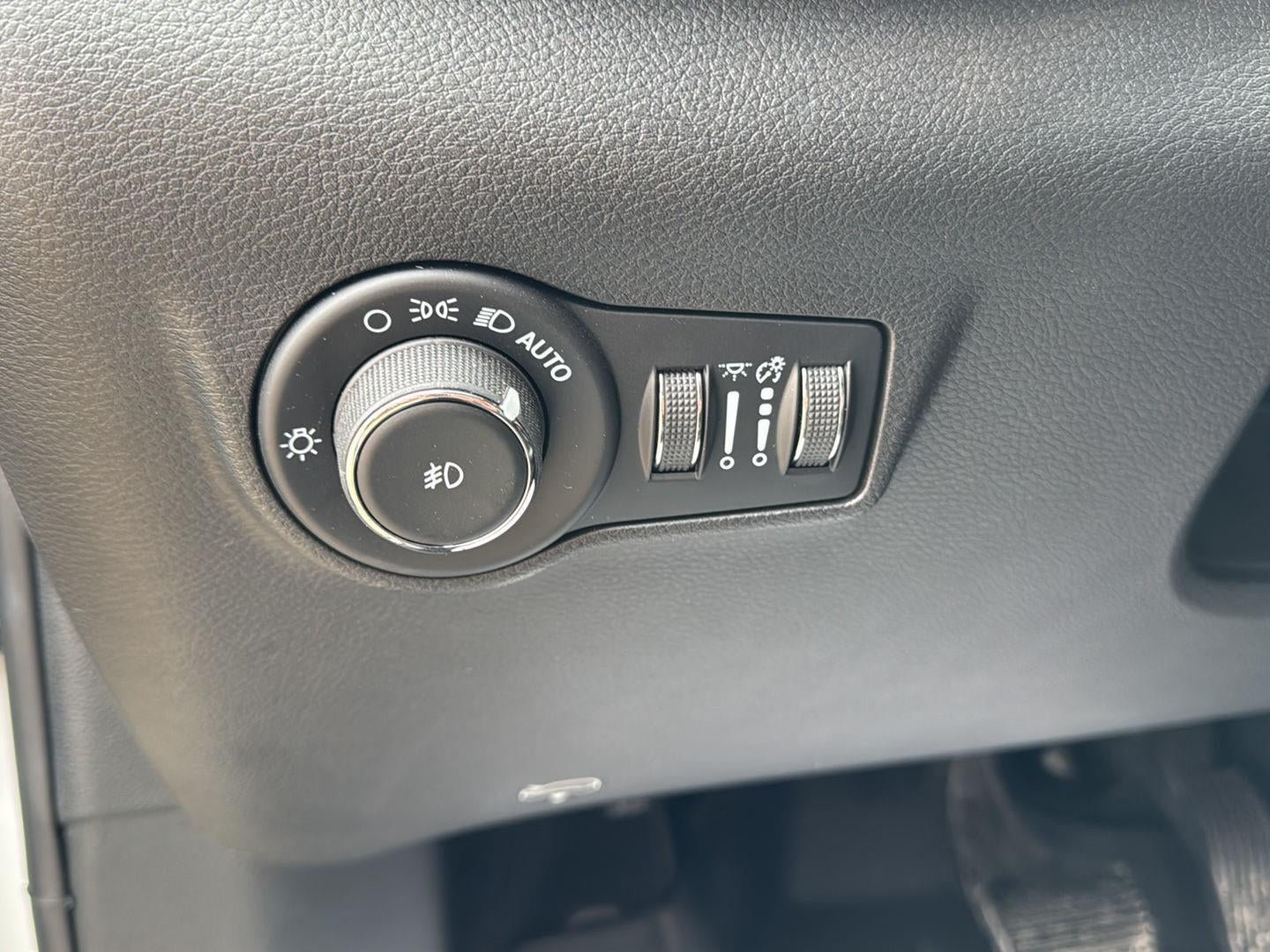 2024 Jeep Compass Latitude Lux FWD