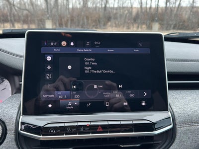 2024 Jeep Compass Latitude Lux FWD