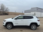 2024 Jeep Compass Latitude Lux FWD