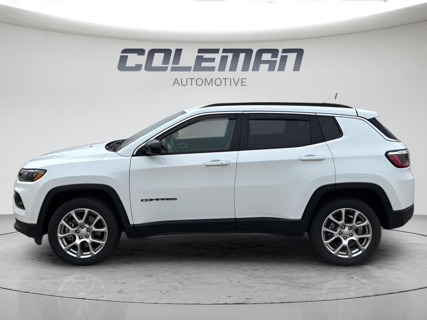 2024 Jeep Compass Latitude Lux FWD