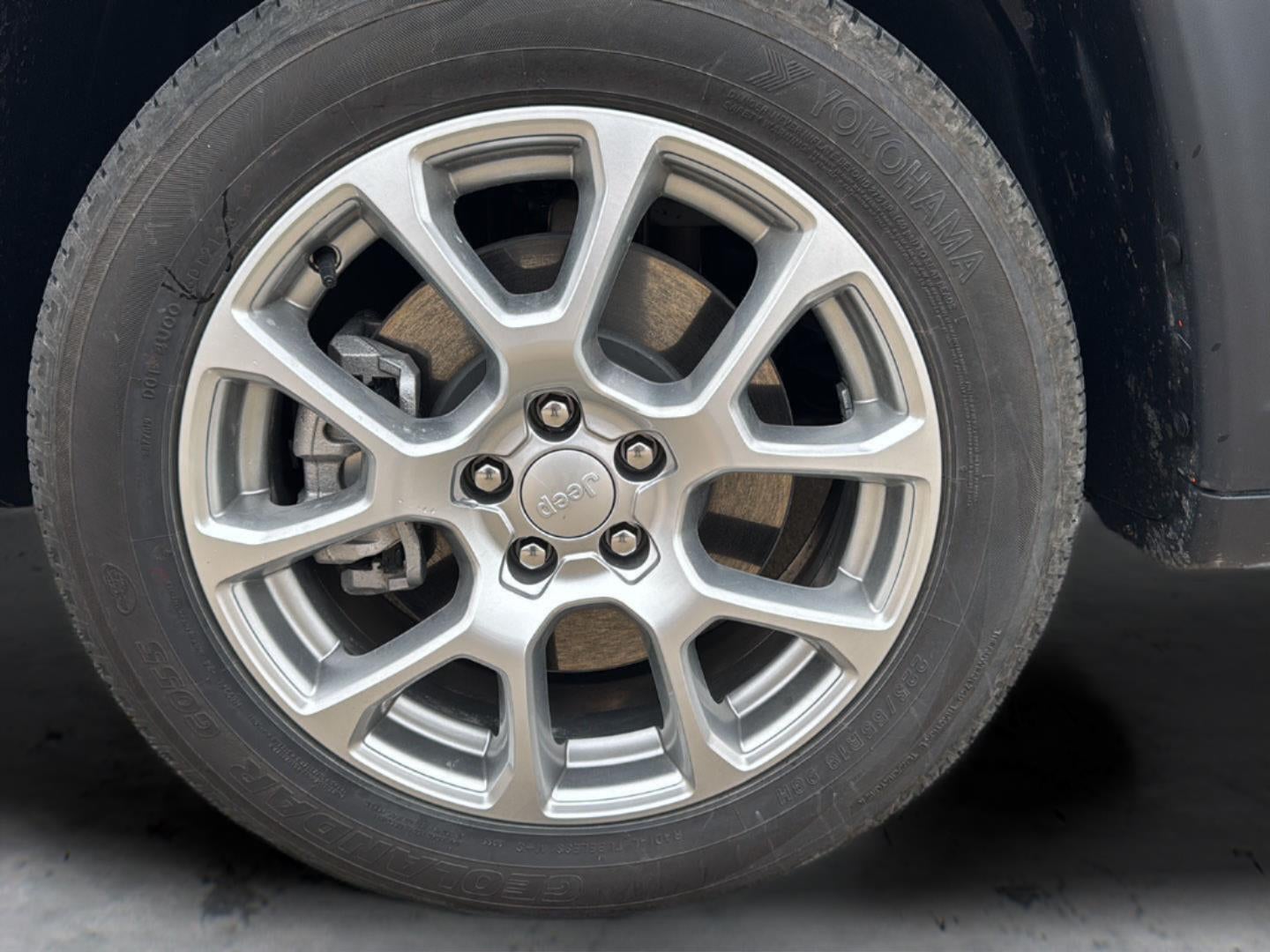 2024 Jeep Compass Latitude Lux FWD