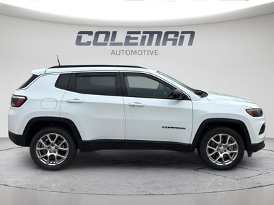 2024 Jeep Compass Latitude Lux FWD