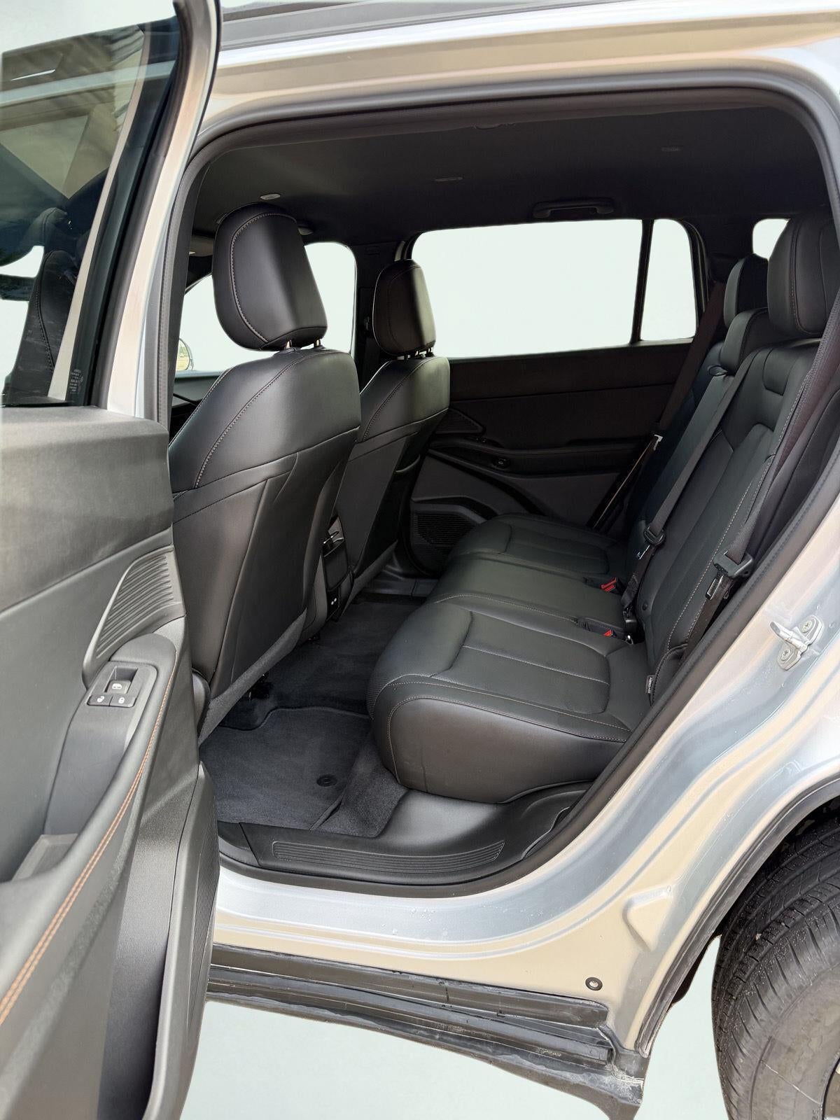 2026 Jeep Cherokee Limited 4x4