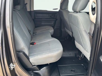 2018 RAM 3500 Tradesman Crew Cab 4x4 6'4' Box