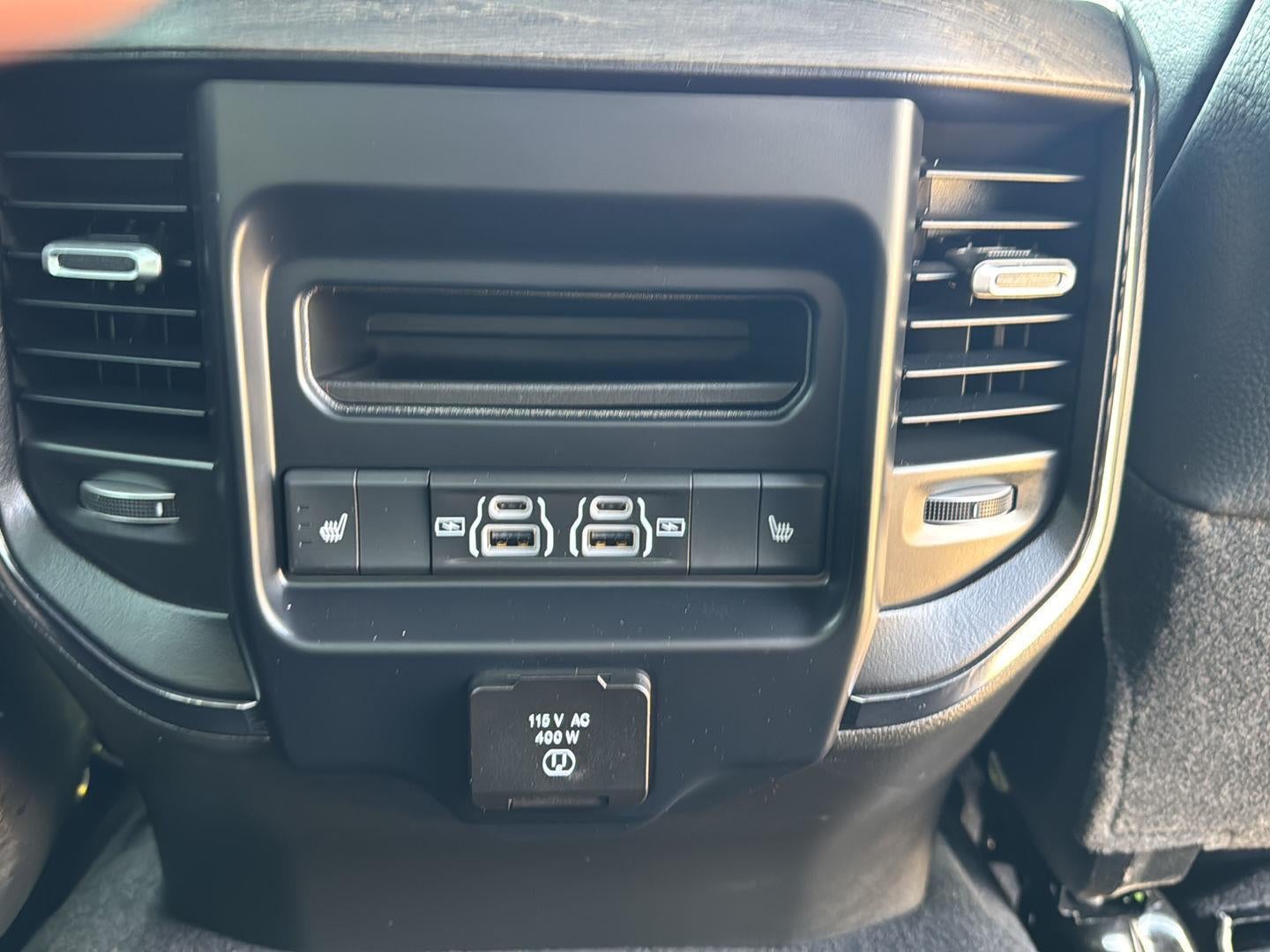 2025 RAM 2500 Limited Crew Cab 4x4 6'4' Box
