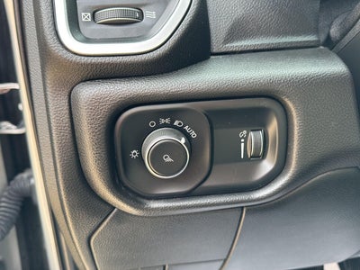 2022 RAM 2500 Big Horn Crew Cab 4x4 6'4' Box