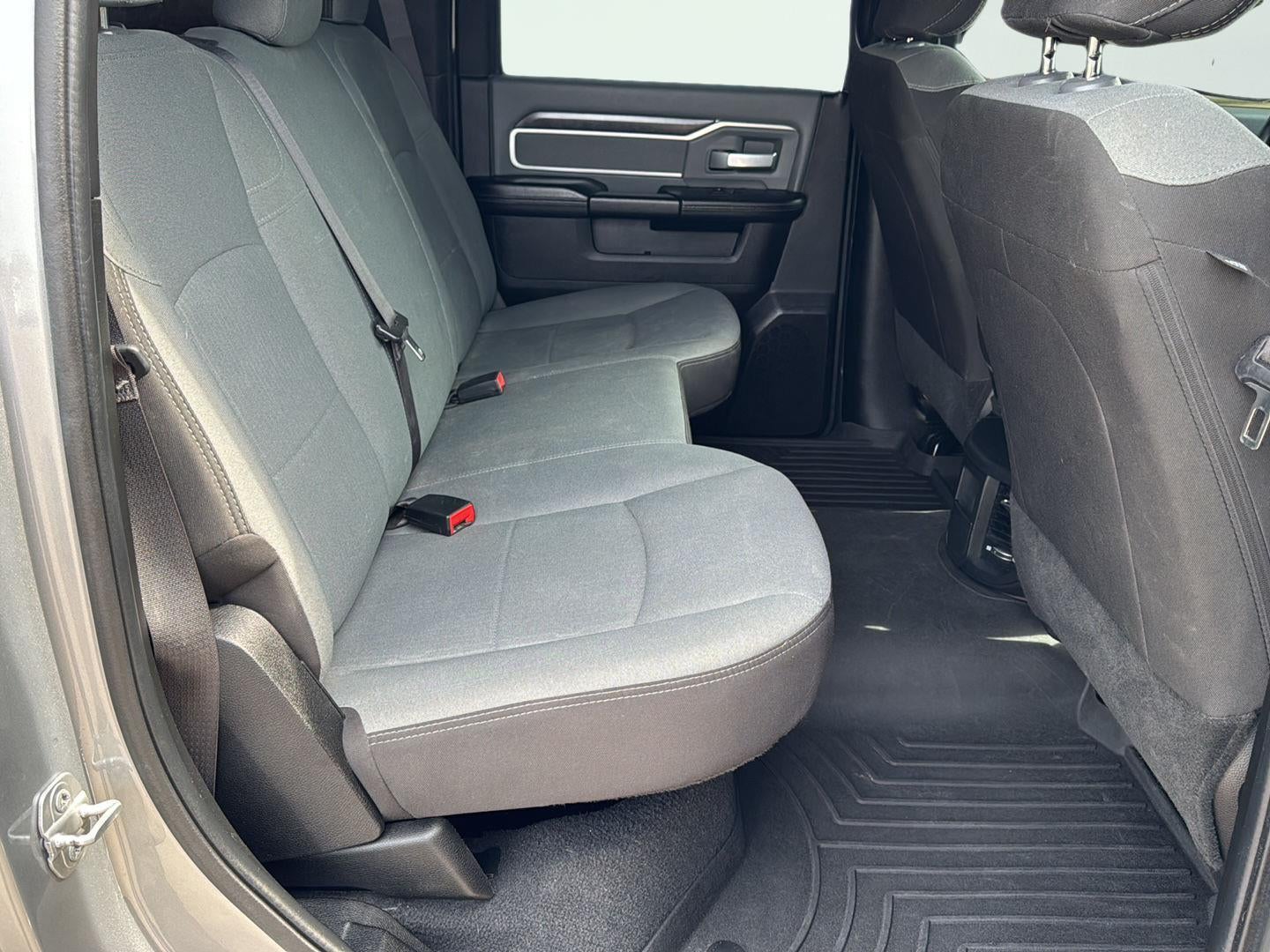 2022 RAM 2500 Big Horn Crew Cab 4x4 6'4' Box