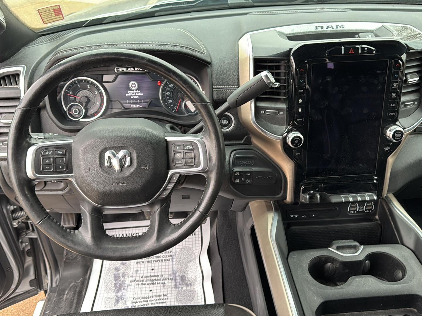 2019 RAM 2500 Laramie Crew Cab 4x4 6'4' Box