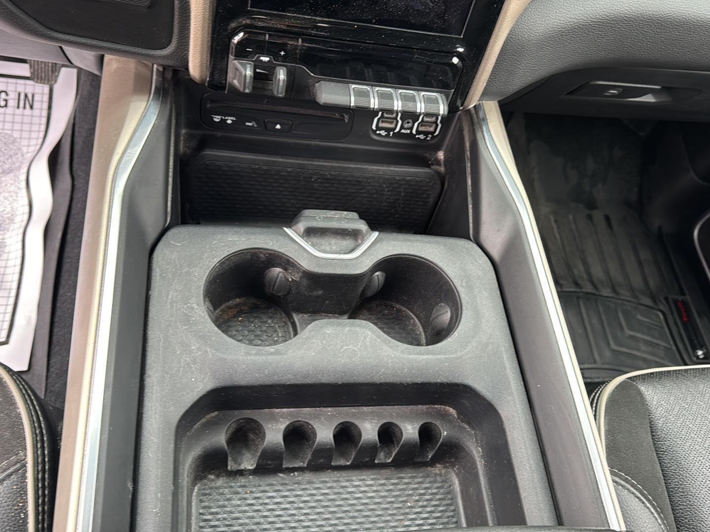 2019 RAM 2500 Laramie Crew Cab 4x4 6'4' Box