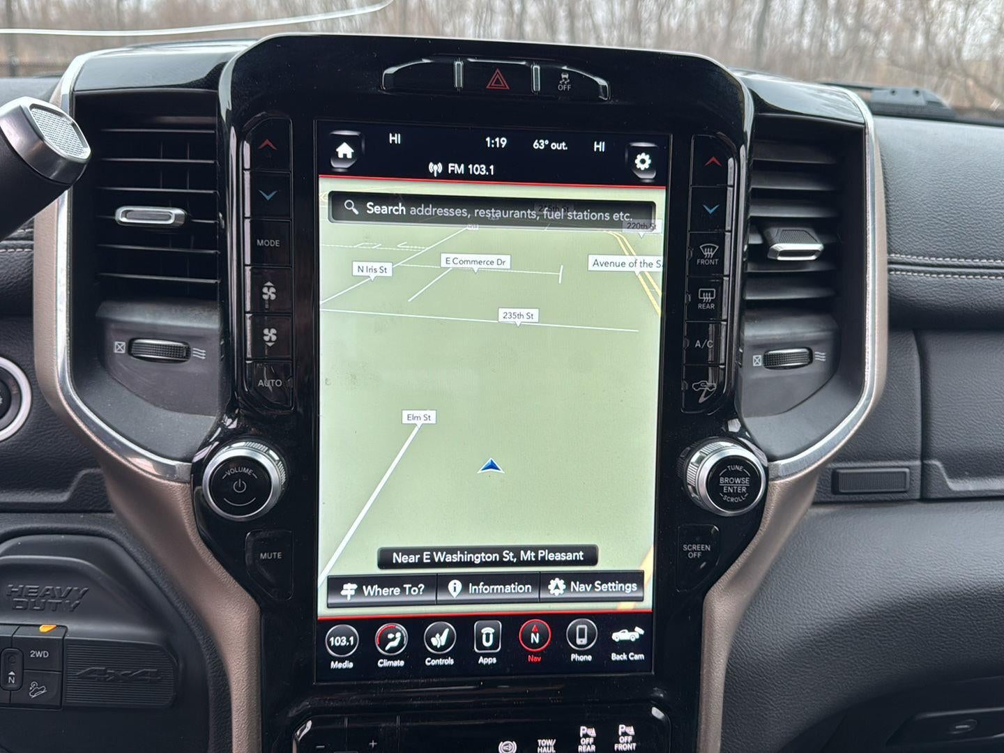 2019 RAM 2500 Laramie Crew Cab 4x4 6'4' Box