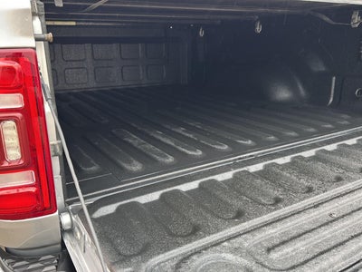 2019 RAM 2500 Laramie Crew Cab 4x4 6'4' Box